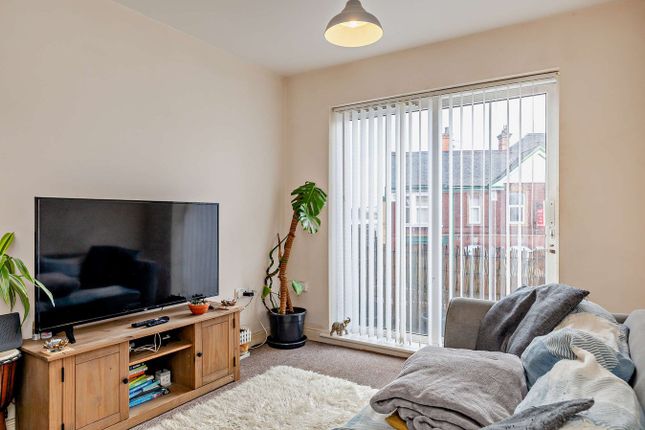 1 Fairways House, St Andrews Square, Stoke-on-Trent photo 3
