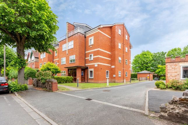 Thumbnail Flat for sale in Gresham Court, Shurbbery Avenue, Worcester, Worcestershire