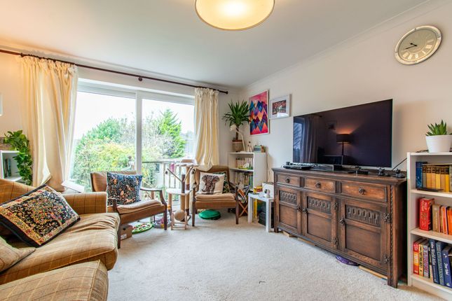 22 Fernside Park, Liskeard photo 2