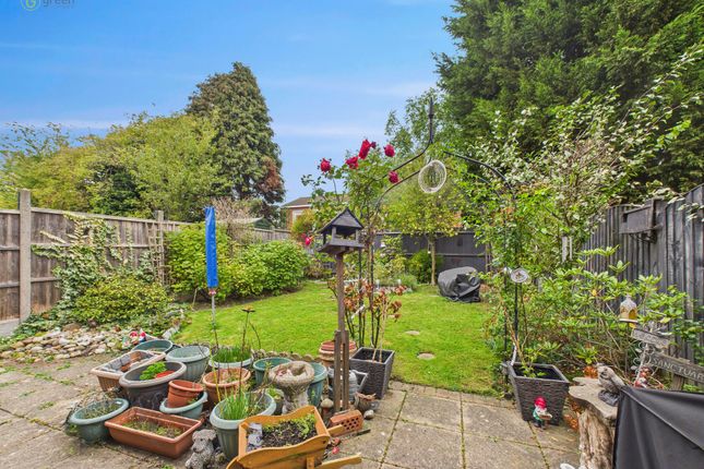 6, Galton Close, Birmingham photo 4