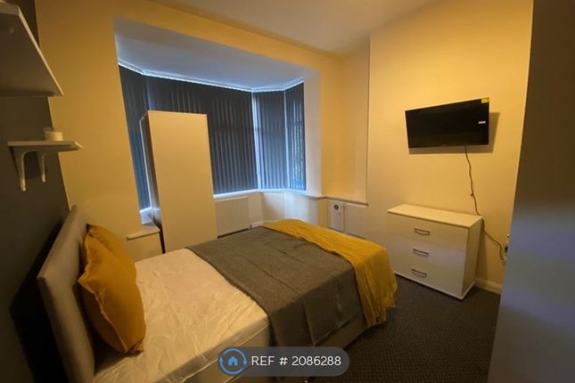 Thumbnail Room to rent in Great Clowes Street, Salford