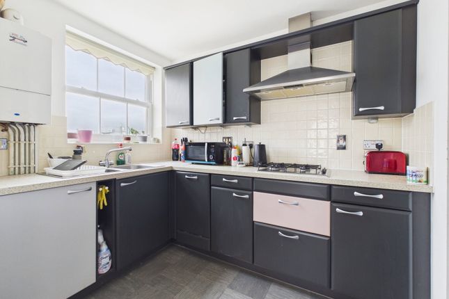 Nautilus,Flat 11, Marine Parade, Worthing photo 3