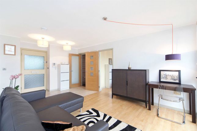Thumbnail Flat to rent in Clipstone Street, Fitzrovia, London