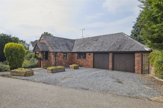 Thumbnail Bungalow for sale in Fishpond Lane, Egginton, Derby, Derbyshire