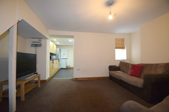 Bedford Street, Cardiff photo 3