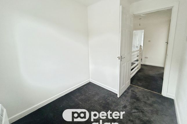 286a, MAESTEG photo 5