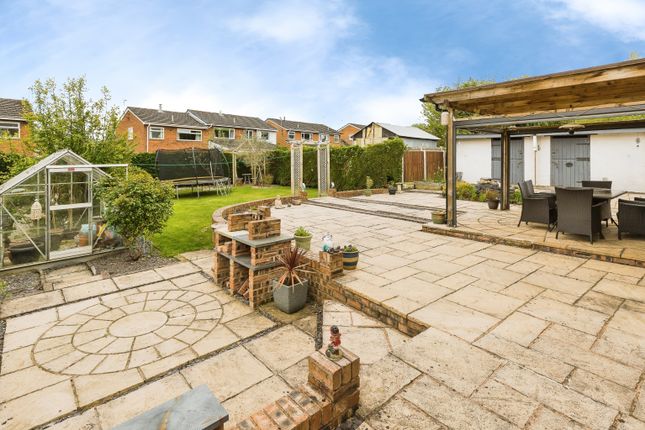 141A, Mold Road, Buckley photo 4
