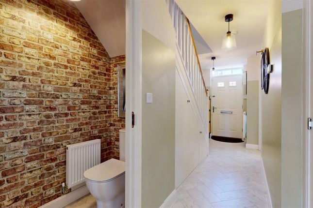 5, Maia Way, Milton Keynes photo 4