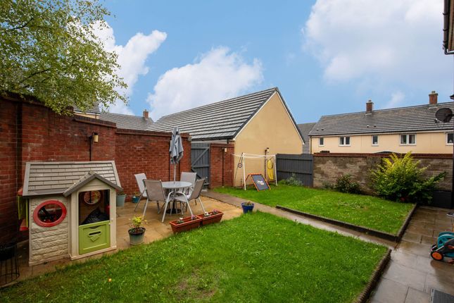 5, Maes Yr Eos, Coity, CF35 photo 4