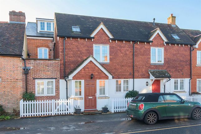 1-bed flat on Flat 1, Stansfield Court,, 43 Newark Lane, Ripley, £265,000