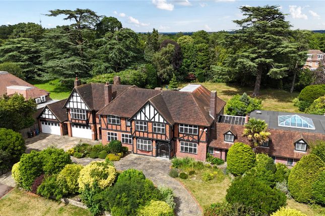 Grimsdyke Manor,, Priory Drive, Stanmore photo 2