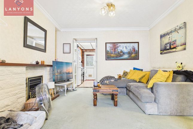 31, Deri Terrace, Ferndale photo 4