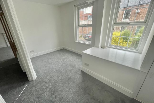 Flat to rent in Pavillion Place, Exeter, Devon