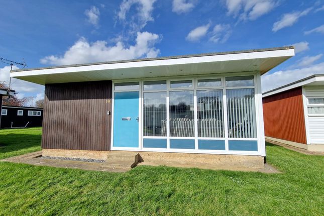 28 Broadside Chalet Park, Yarmouth Rd, Stalham, Norwich, Yarmouth Rd, Stalham, Norwich, Norwich photo 4