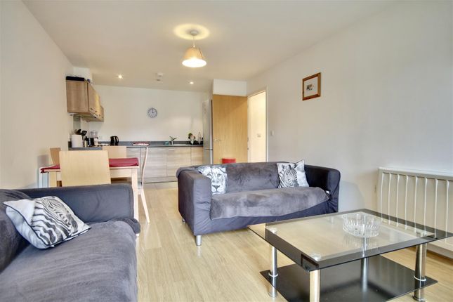 Flat to rent in Gloucester House, Queen Street, Portsmouth