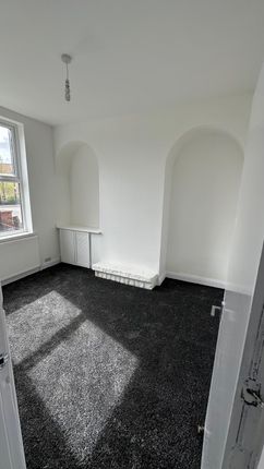667 , Hyde Road, Manchester photo 2