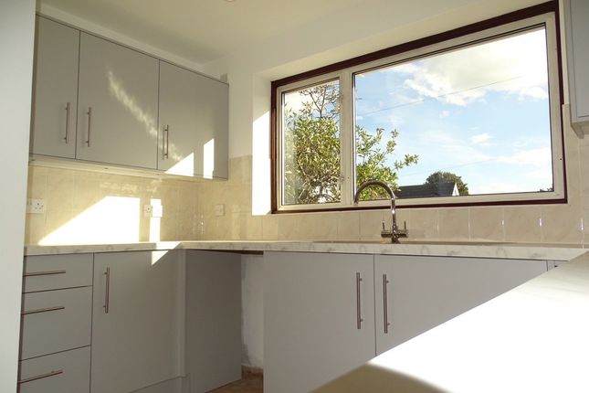 20, Maybury Close, Slough photo 3
