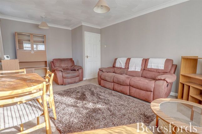 Flat for sale in Park Vale Court, Vine Way