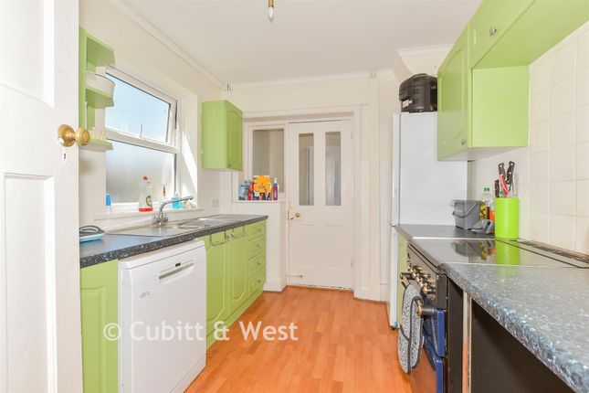 17, Peel Road, Brighton photo 3
