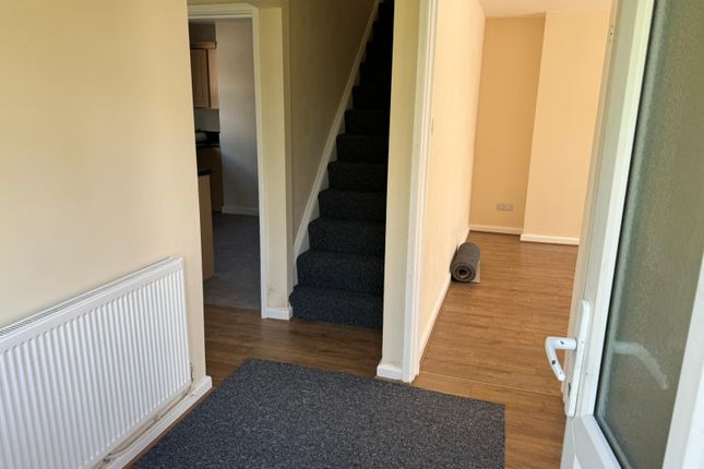 28, The Wayne Way, Leicester photo 3