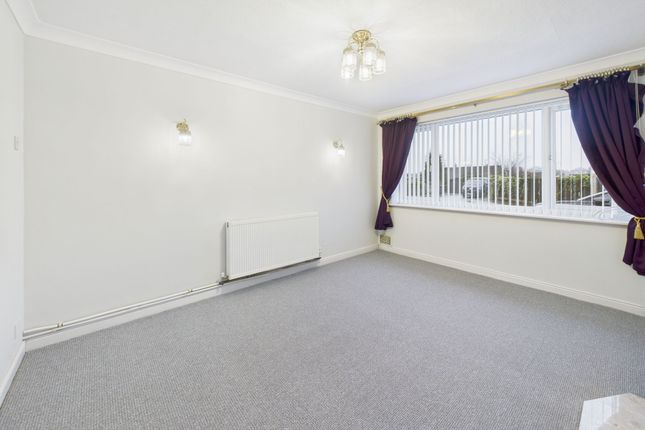 63 Hardwick Avenue, Sutton-In-Ashfield photo 4