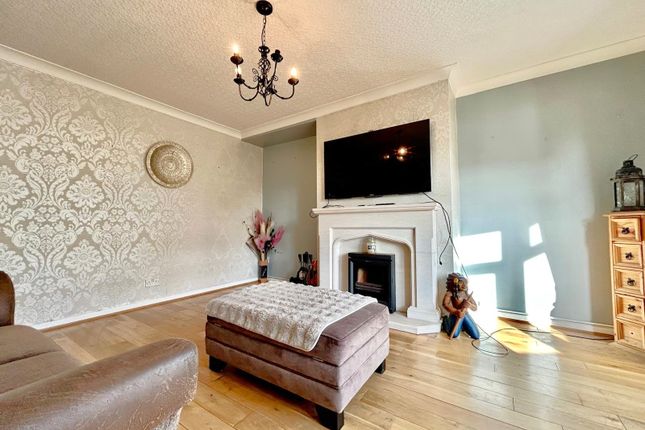 19, Fordlands Crescent, York photo 3