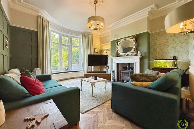 3 Earnsdale Avenue, Darwen photo 2