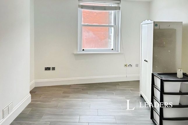 Flat 27, Windsor Court, Windsor Street, East Sussex photo 5