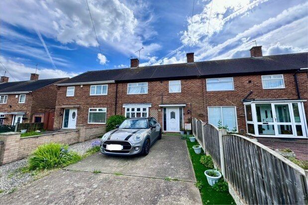 Terraced house to rent in Dunsby Close, Nottingham
