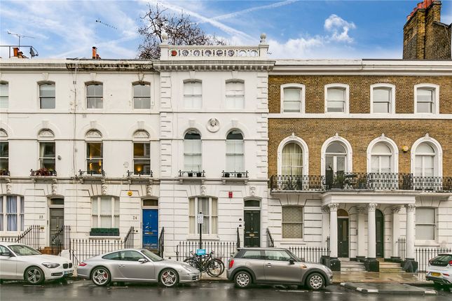 Flat to rent in Oakley Street, Chelsea, London