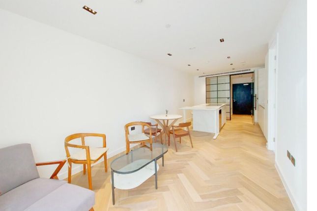 Thumbnail Flat to rent in Cluny Mews, London
