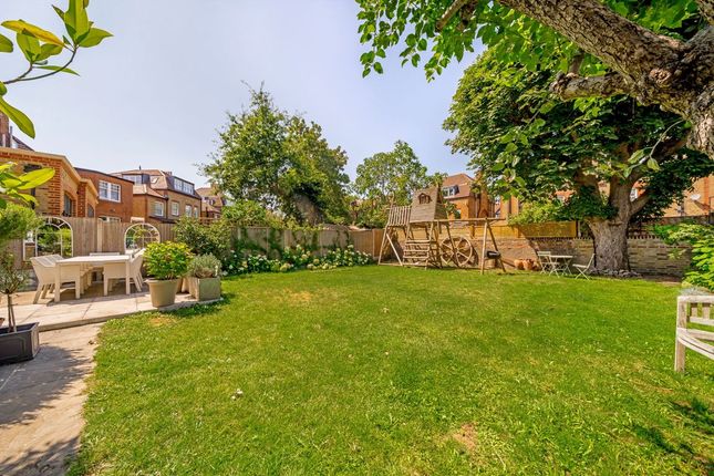 25, Thirlmere Road, London photo 2