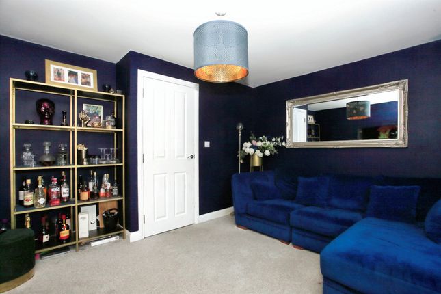 79, Aqua Drive, PETERBOROUGH photo 3
