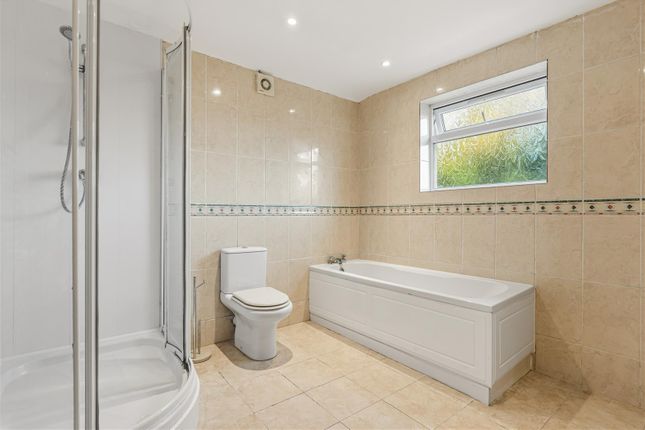 2, Phyllis Street, Swansea photo 4