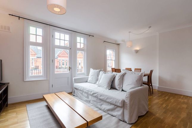 Maisonette to rent in Castletown Road, Barons Court, London