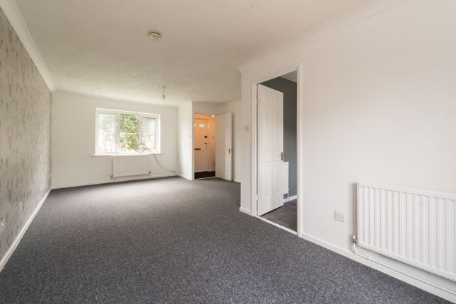 Terraced house for sale in Hill House Drive, Minster