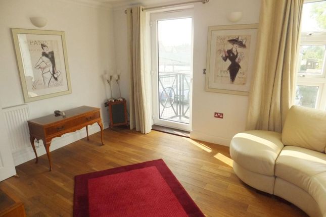 Flat to rent in Diamond Road, Whitstable