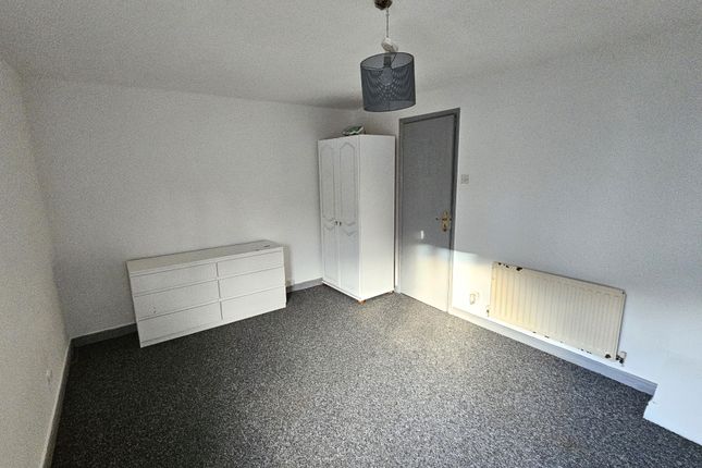 Semi-detached house to rent in Tividale Street, Tipton