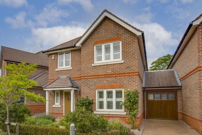 Thumbnail Detached house to rent in Farmers Place, Chalfont St. Peter, Gerrards Cross, Buckinghamshire