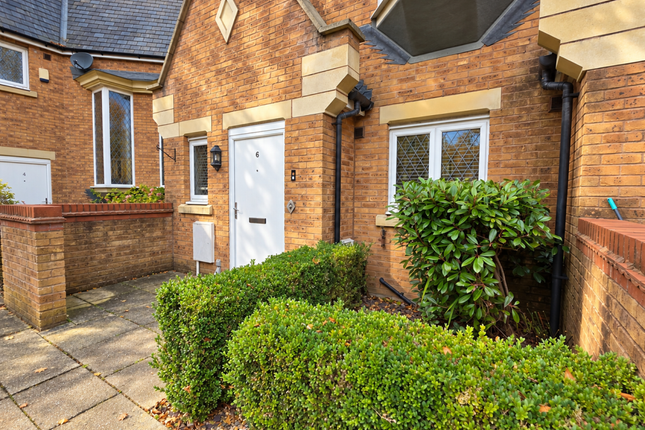 6, Reeceton Gardens, Bolton photo 2