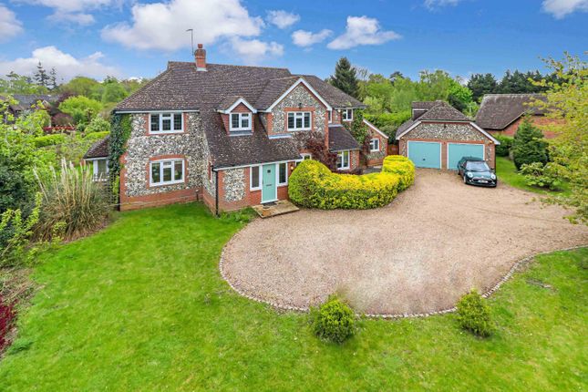 Thumbnail Detached house for sale in Harvest Hill, Wooburn Common