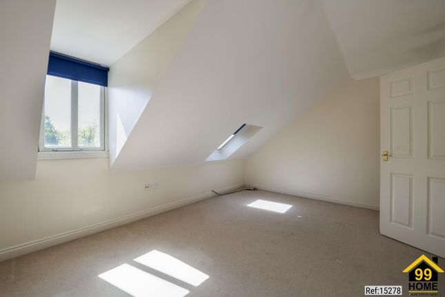 15, Shore Road, Hythe photo 2