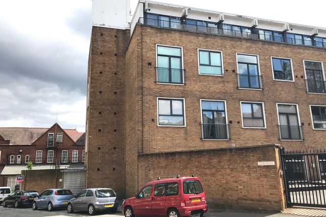 Flat to rent in Parsons Street, Dudley