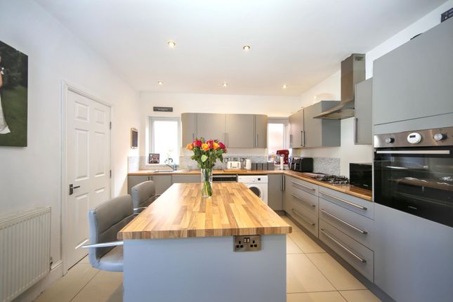 43 Kenyon Road, Wigan photo 4