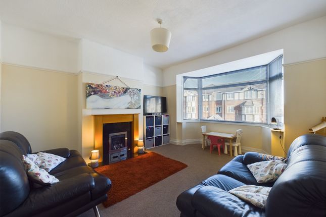 First Floor Flat 17,, St. Davids Road North, Lytham St. Annes photo 2