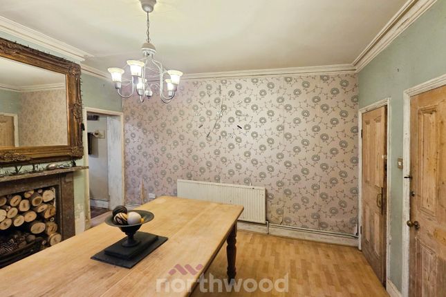 2, Avenue Road, Doncaster photo 3