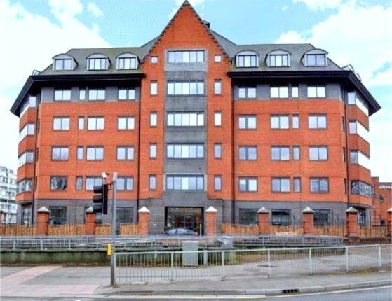 69 Verona Apartments, 50, Wellington Street, Slough photo 2