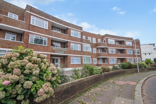 Flat for sale in Hastings Court, Winchelsea Gardens, Worthing