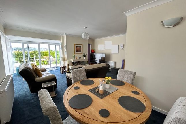 1, Rochester Way, Colwyn Bay photo 4