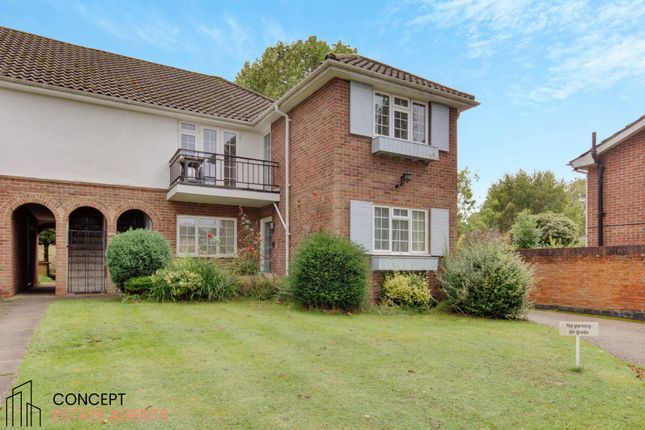 Thumbnail Flat to rent in Worcester Road, Sutton